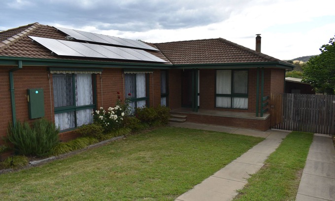 Myrtleford House | The Golf Getaway - close to the greens