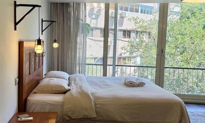Zamalek Apartment | The Grand Tree House!