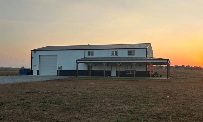 Enid House | The Great Plains Escape