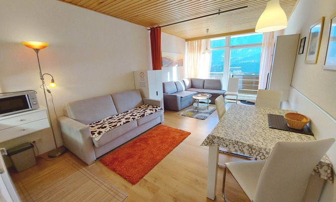 Tauplitz Apartment | The Grimmingblick apartment in Haus Kulmhof in Tauplitz