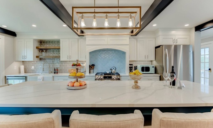 Excelsior Condo | The Guest House - Estate