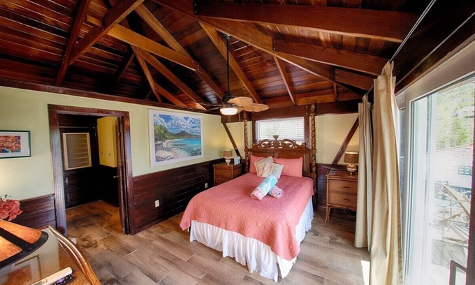 Great Cruz Bay Cottage | The Guest House of Villa Solare