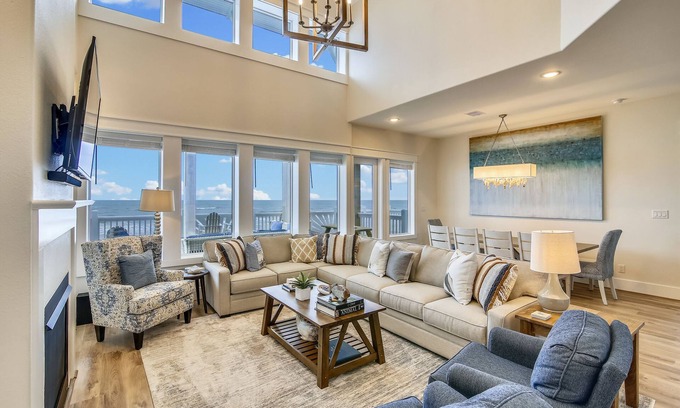 Galveston House | The Gulf Goddess® | Luxury Home, Community Pool!