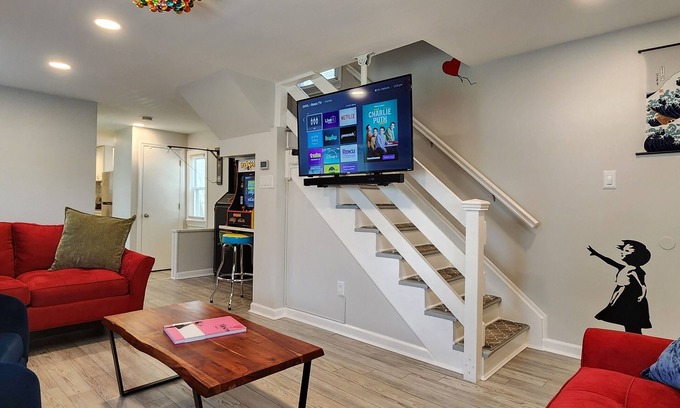 Woodbridge House | The Gumball Bungalow Est. 1886. 2BR. Free Smiles