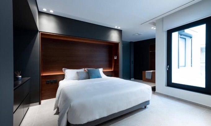 Athens Apartment | The H Experience Boutique Apartments Athens - free parking and fiber internet