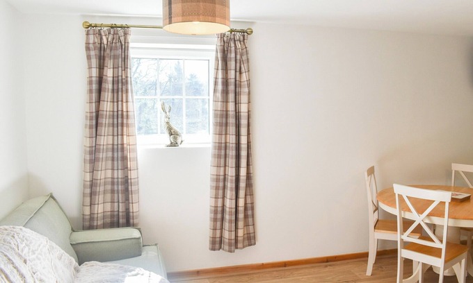 Hoylandswaine Cottage | The Hayloft - UK43352
