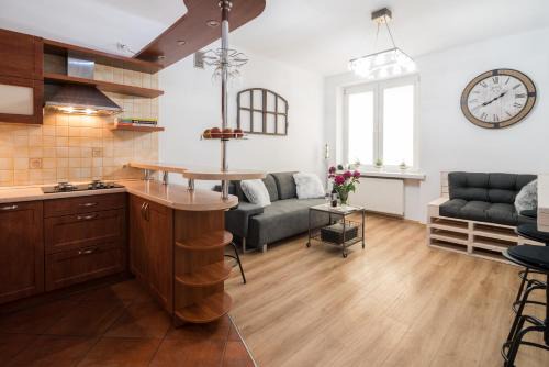 Nowa Huta Apartment | THE HEART OF NOWA HUTA - free garage
