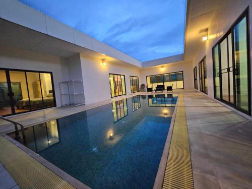 Khlong Muang Villa | The Heaven Pool villa เขาใหญ่
