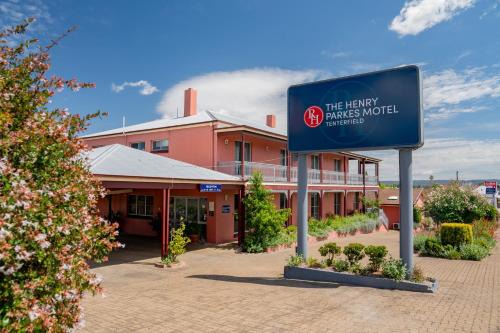 Tenterfield Hotel | The Henry Parkes Tenterfield