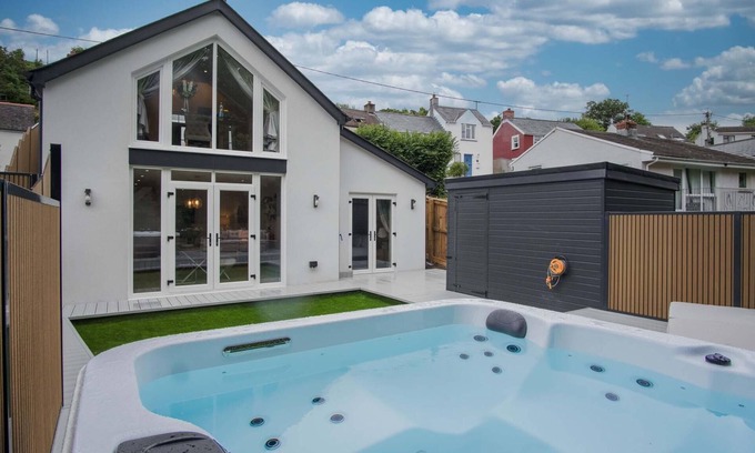 Little Haven House | The Hideaway - 2 Bed Holiday Home - Little Haven
