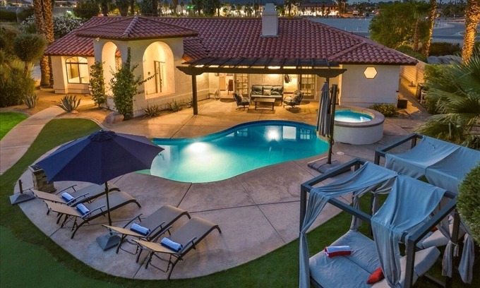 Desert Club Estates House | The Hideaway 5bdr @ the heart of Old Town La Quinta
