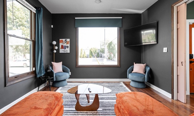 Lockerbie Square House | The Hideaway | Steps to Mass Ave!