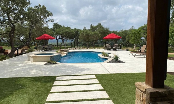 Dripping Springs House | The Highland: House 1/Sleeps 16+/Many Amenities