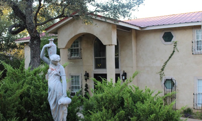Kyle House | The Hill Country Estate, kyle, Near South Austin