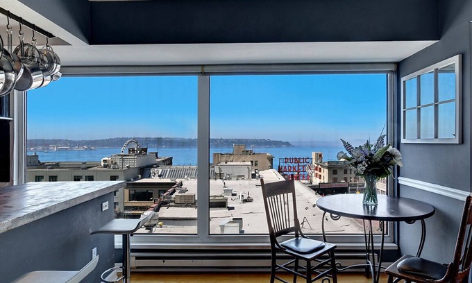 Downtown Seattle Condo | The Historic Pike Place Market