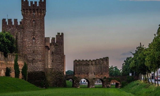 Montagnana Bed & Breakfast | The History Apartment - Bright and quiet in the heart of a medieval village
