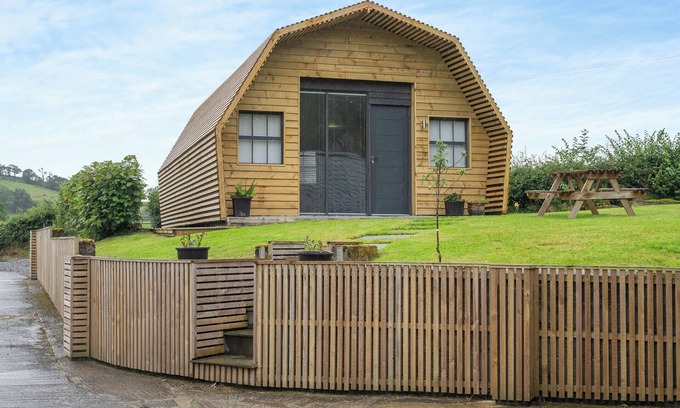 Pentrefelin Cottage | The Honey Pod - UK44780