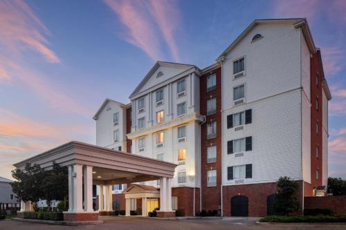 Long Beach Hotel | The Inn at Long Beach