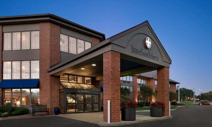 South Bend Hotel | The Inn at Saint Mary's