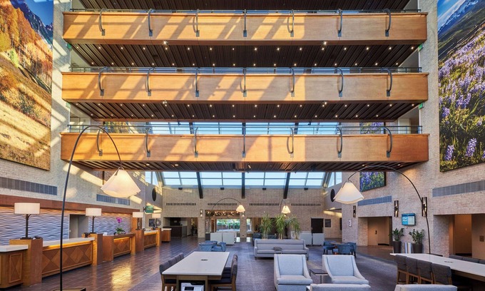 Englewood Resort | The Inverness Denver, a Hilton Golf & Spa Resort