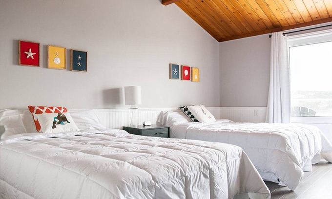 Iona Hotel | The Iona Heights Inn