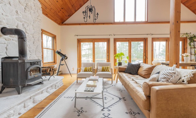 Roscoe House | The Ipê House: Chic Catskills Cabin, 60min to Belleayre Mountain Ski