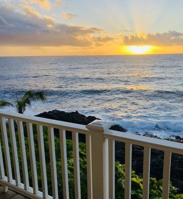 Kehena Beach Estates House | THE JEWEL BOX home