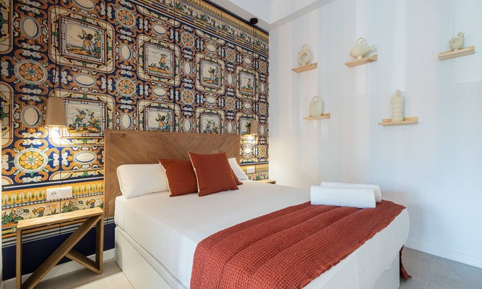 Jesus Apartment | The Joaquin Sorolla Apartment II by Florit Flats