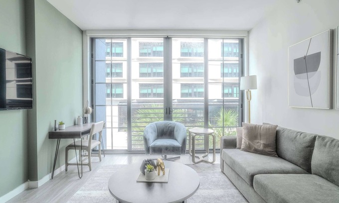 Wynwood Art District Apartment | The Juliet XI Vibe 8744