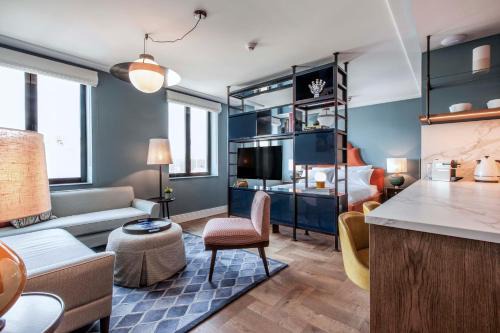 Stadionbuurt Hotel | The July - Twenty Eight