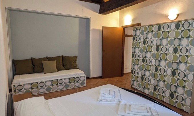 Vigevano Condo | The Ladies' Castle - The Male