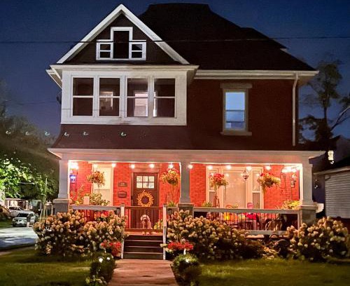 Port Colborne House | The Lakeview Loft