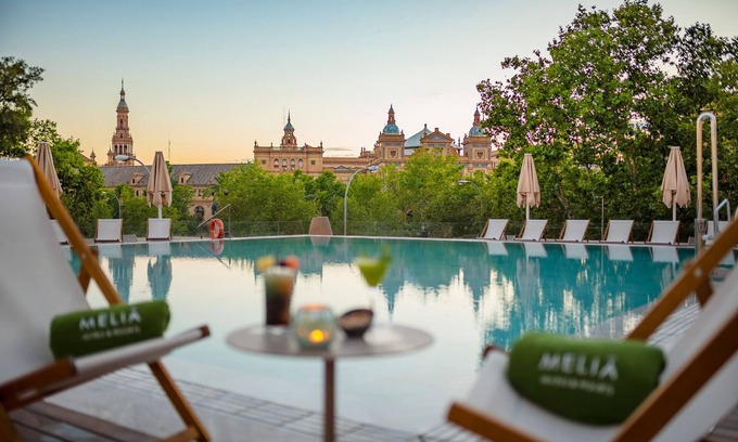 Huerta de la Salud Hotel | The Level at Melia Sevilla