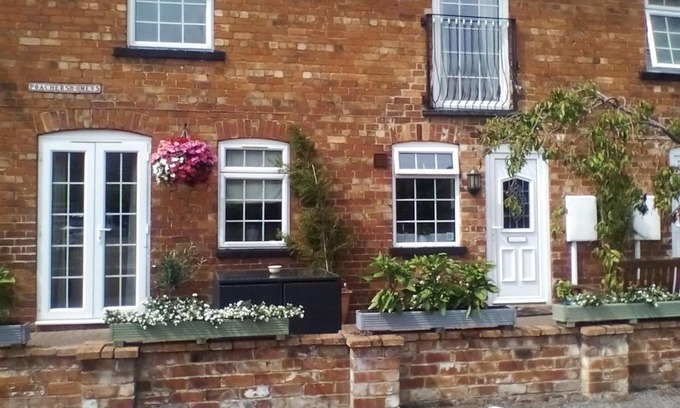 Metheringham Bed & Breakfast | The Lincolnshire Poacher Inn