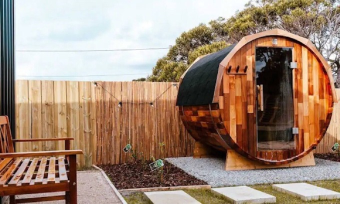 Weymouth House | The Little Black Shack