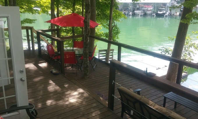 Andersonville House | The Little Dipper is back for 2025! Lake front tiny home w/private boat dock!
