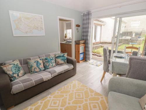 Oxwich House | The Lobster Pot