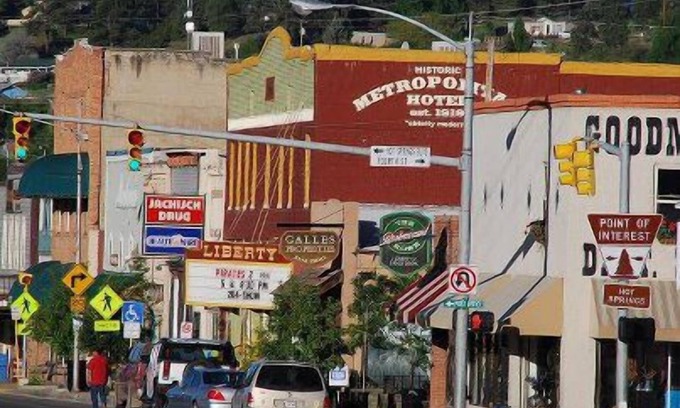 Pagosa Springs Apartment | The Loft Down Under in Downtown Pagosa Springs