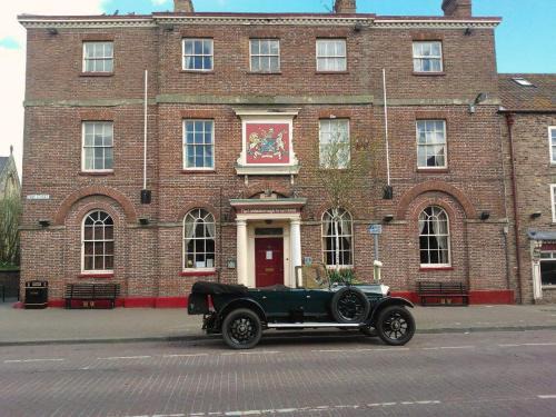 Market Weighton Bed & Breakfast | The Londesborough Arms bar with en-suite rooms