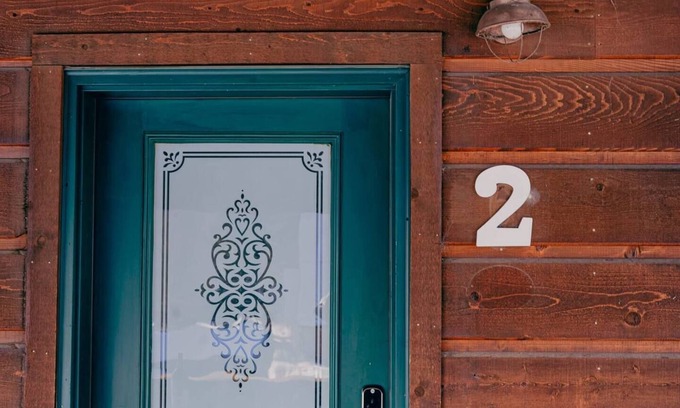 Grand Lake Condo | The Loose Moose Lodge #2 at Downtown Grand Lake near RMNP Entrance