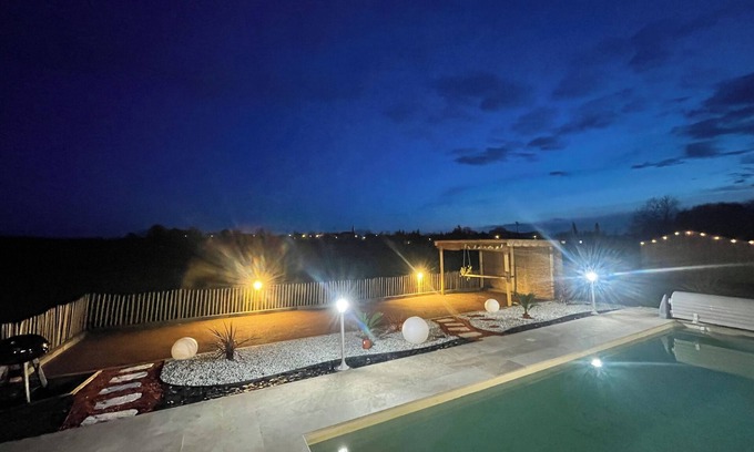 Creysse Villa | The LOPIC hedgehog