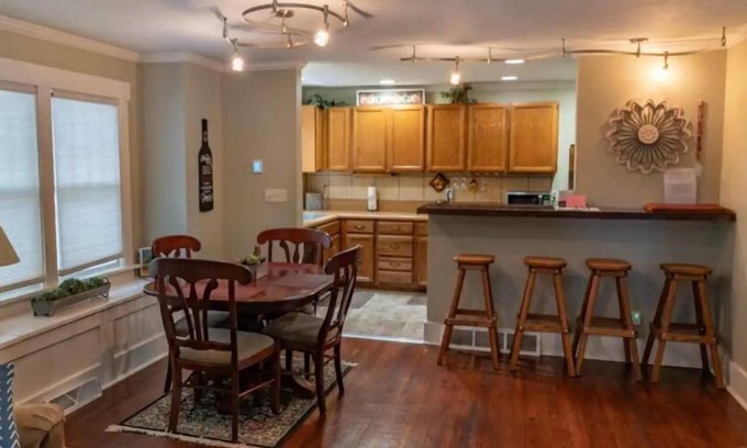 North Platte House | The Lucy House, a Cozy and Quaint Getaway