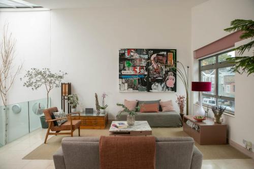 De Beauvoir Hotel | The Luxury Inn