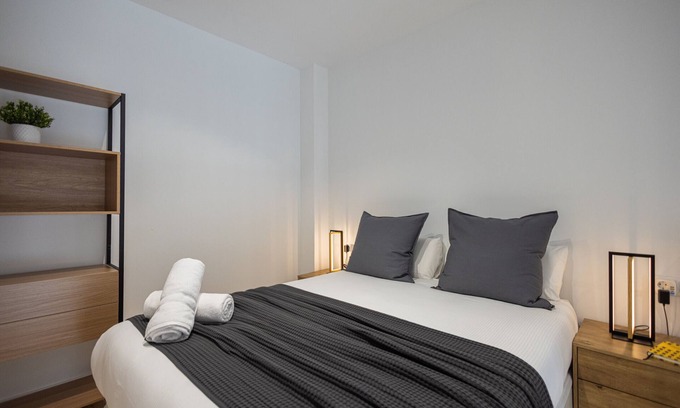 Malilla Apartment | The Malilla Apartment 05 by Florit Flats