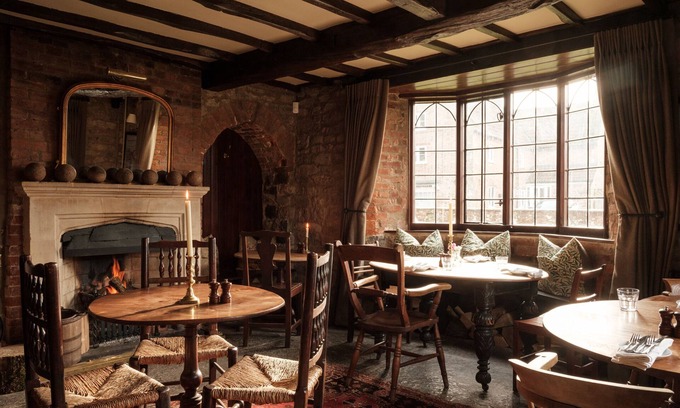 Ditcheat Hotel | The Manor House Inn