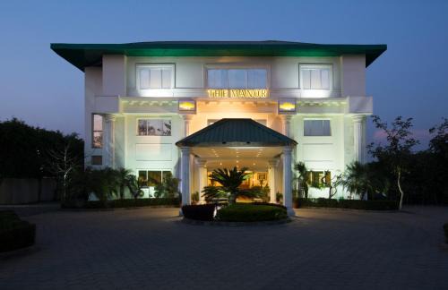 Kashipur Hotel | The Manor Kashipur by Leisure Hotels