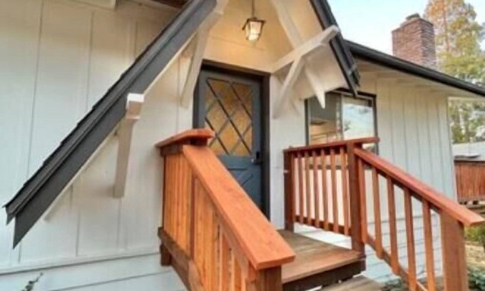 Oakhurst House | The Manzanita Cottage @ Yosemite & Bass Lake