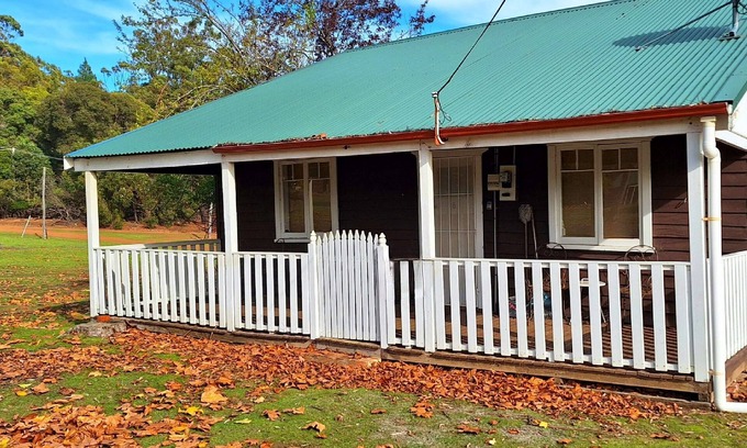 Dingup Cottage | The May Queen - Footsteps in the Forest - est 1939