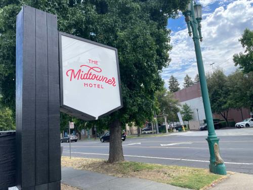 Central Sacramento Hotel | The Midtowner Hotel, SureStay Collection by Best Western