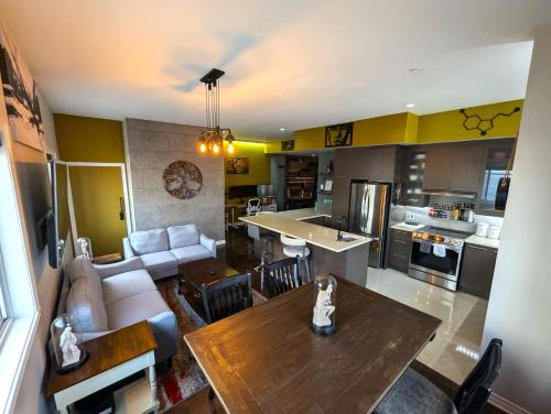 Tetreaultville House | The Modern Stays